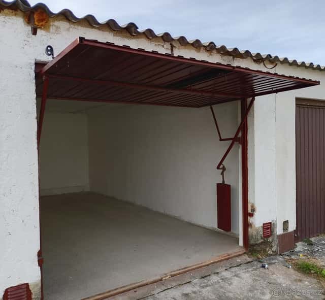 Cheb pronájem garáže 27m2 - Švédský vrch, okres Cheb