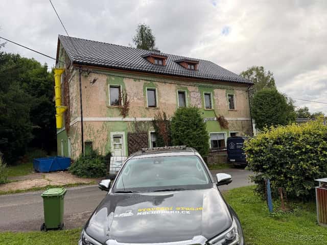 Penzion pro cca 35 osob – Ruprechtice – nová střecha, okna,, okres Náchod