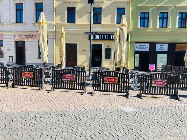 Pronájem plně vybaveného baru, Dolní náměstí 11, Opava, okres Opava