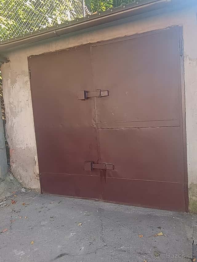 Nabízím k pronájmu garáž, okres Brno-město