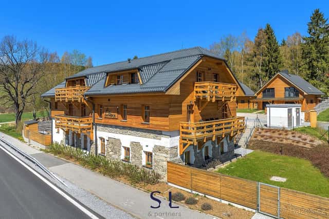 Prodej stylového apartmánu u Lipna – místo, kam se budete ch, okres Český Krumlov