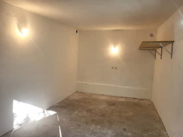 Prodej garáže 28m² Třinec, okres Frýdek-Místek