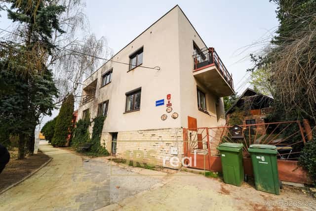 Prodej rodinného domu 295 m² s prostornou terasou, Hustopeče, okres Břeclav