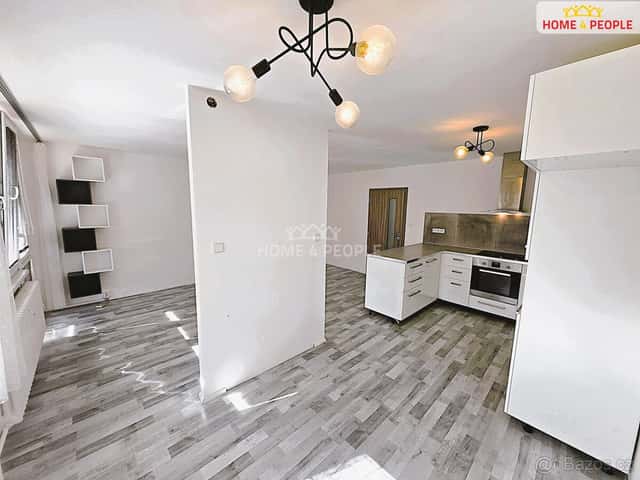 Prodej bytu 3+1, 78 m², Praha 4 - Kamýk, ulice - Cuřínova, Praha 4