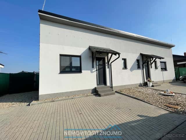 Prodej rodinného domu 2+kk, novostavba, terasa, zahrada, okres Znojmo