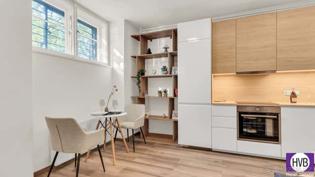 Prodej komerční jednotky 1+kk 30 m2, OV, Praha 3 - Vinohrady, Praha 3