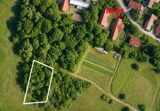 Prodej pozemku 1098 m2 v Milešově -Klenovicích, okres Příbram