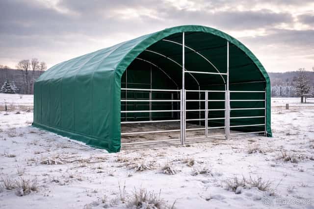 Přístřešek pro zvířata 8 × 8 × 4 m – plachtový, okres Jeseník