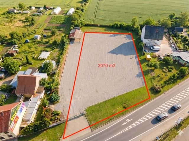 Pronájem komerčního pozemku 3070 m2, Litoměřice - Želetická., okres Litoměřice