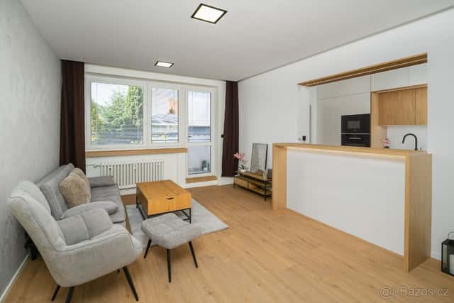 LUXUSNĚ ZREKONSTRUOVANÝ BYT 3+kk / 3+1 S 2 BALKONY | 81 m² |, okres Zlín