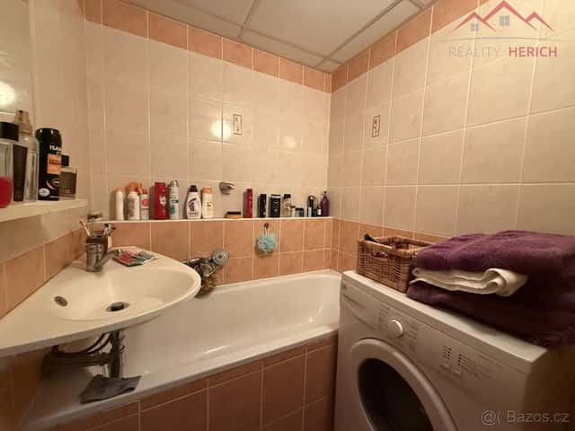 Prodej bytu OV 2+1/L (62m2) Dřínovská, Chomutov, okres Chomutov