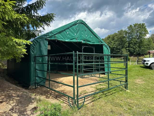 Hala 6.1 x 6.1 x 3.66 m, 37.2 m2, PVC 750 g/m2 zelená, okres Liberec