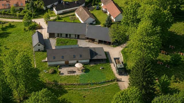 Prodej zemědělské usedlosti o velikosti 952 m², pozemky o ce, okres Benešov