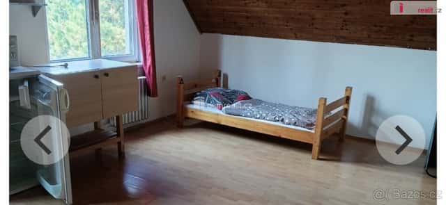 Pronájem lůžka v pokoji 30m2, Praha 10 Uhřiněves, Praha 10