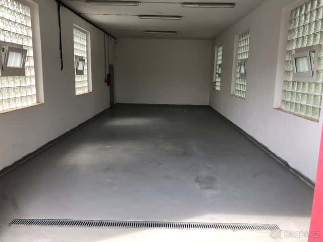 Pronájem Garáže, Haly, Skladu, Parkování pod střechou, 120 m, Praha, okres Domažlice