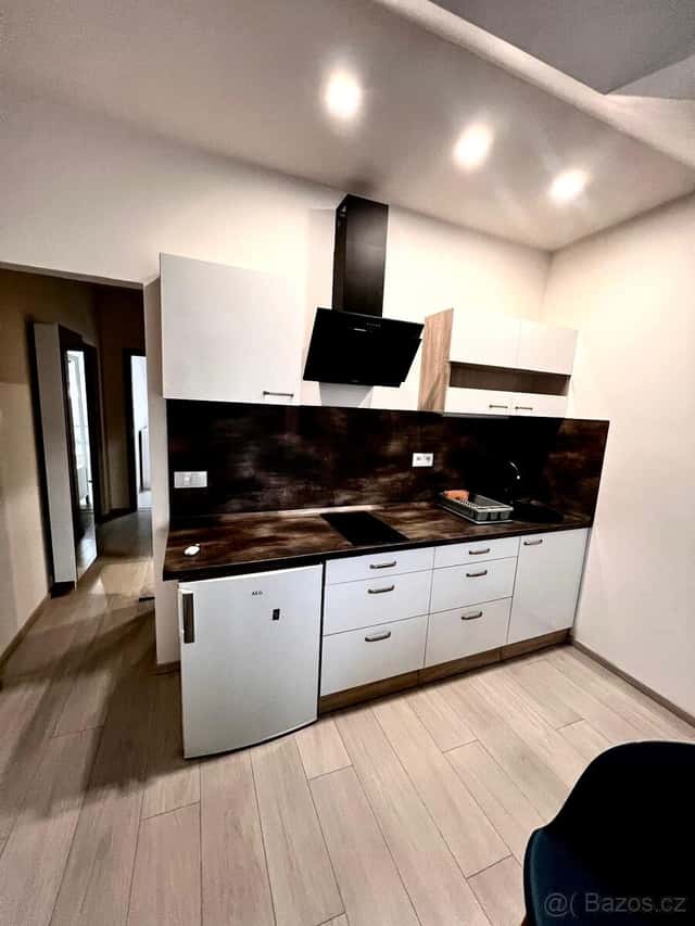 Pronajem 1+1, 35m2, Praha 5- Smíchov, Podbělohorská, Praha 5