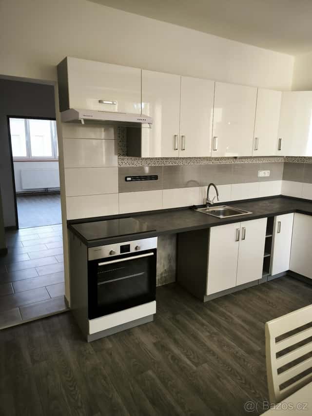 Pronájem bytu 2+1 v Lovosicích, 62 m², okres Litoměřice