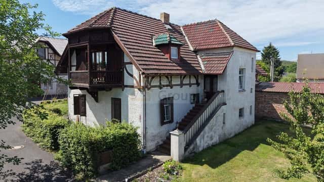 Prodej rodinného domu s pozemky, výrobními a skladovacími pr, okres Karlovy Vary