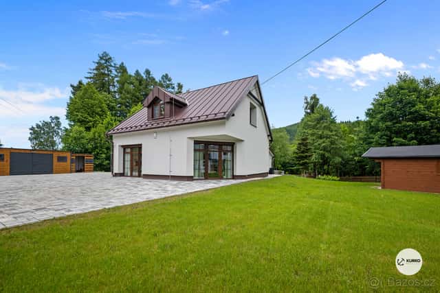 Rekreační nemovitost 5KK, pozemek 8.342 m2 v obci Morávka, okres Frýdek-Místek