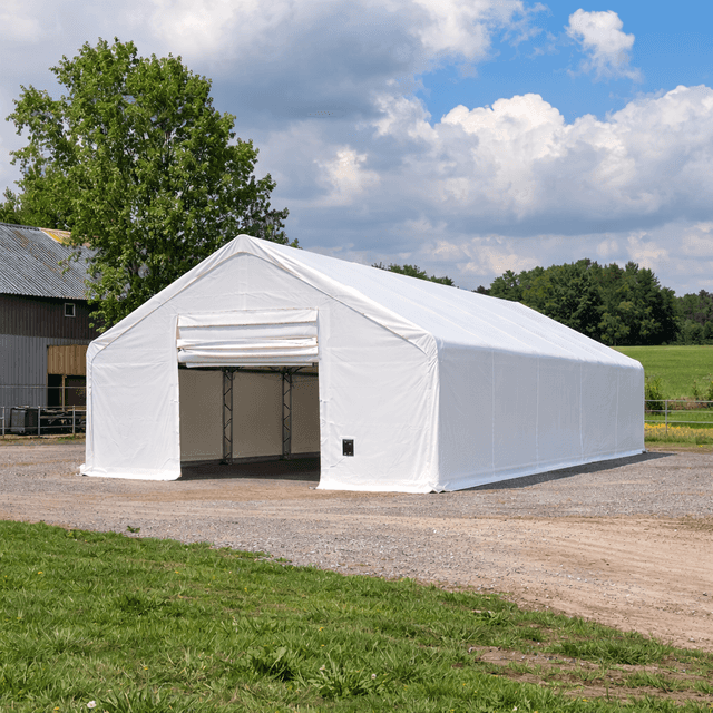 Plachtová hala 8 × 12,2 × 5,2 m – sedlová, PVC 900 g/m², okres Jeseník