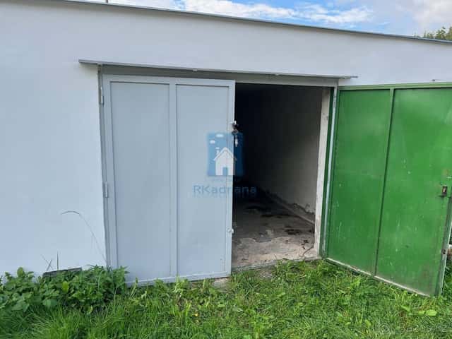 Pronájem garáže Praha - Běchovice, 26m2, Praha 9