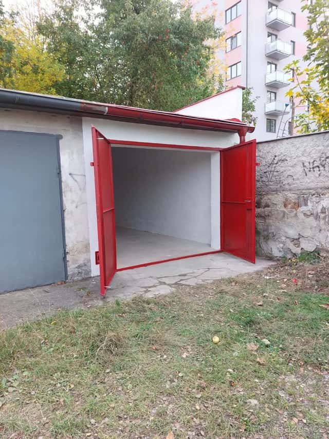 Pronájem garáže, okres Jihlava