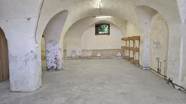 Pronájem dílny/ skladu 77m2, Kuřim, Tišnovská, Brno venkov, okres Brno-venkov