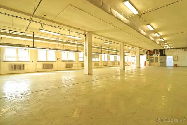 Pronájem výrobního prostoru 300 m², Brno - Horní Heršpice, okres Brno-město
