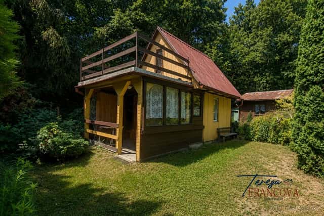 Prodej rekreační chaty u Plumlovské přehrady, okres Prostějov
