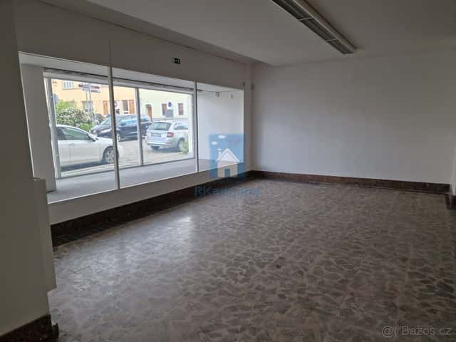 Pronájem obchodních prostor Domažlice, ulice Husova, 285 m², okres Domažlice