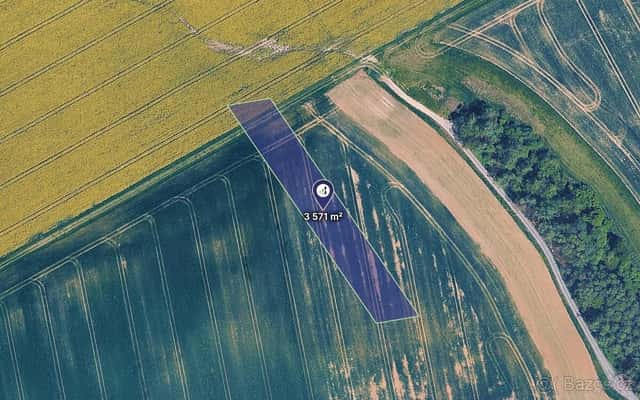Prodej pole v k.ú. Napajedla a Halenkovice, okres Zlín