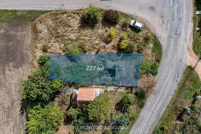 Prodej vinného sklepa, s pozemkem 227m2, k.ú. Strachotice u, okres Znojmo