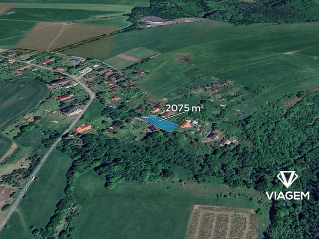 Stavební - bydlení 1 992 m², okres Bruntál