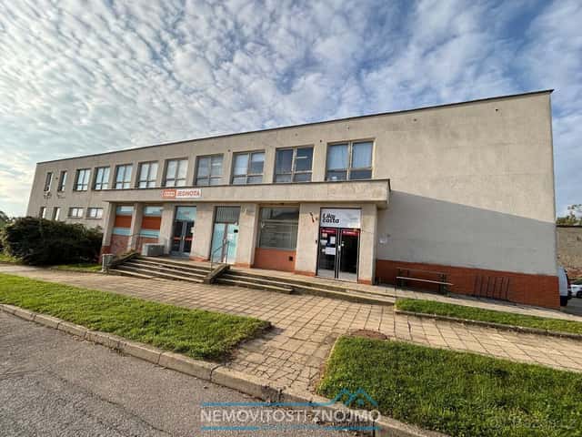 Pronájem komerčního prostoru, 500m2, Miroslav (mezi Znojmem, okres Znojmo