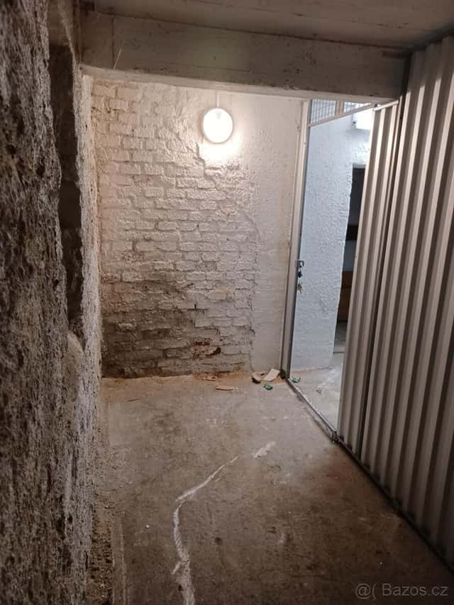 Pronajmu Sklep 6m2, Praha - Palmovka, Praha 8