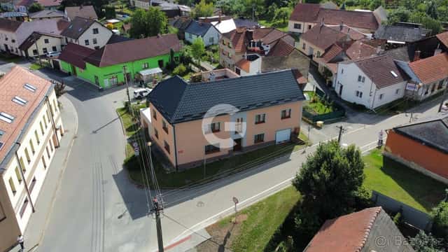 Prodej prostorného rodinného domu 450 m² s pozemkem 615 m² –, okres Blansko