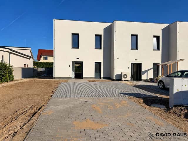 Prodej rodinného domu 5+kk s pozemkem (437 m²), ul. Syrovick, Brno venkov, okres Brno-venkov