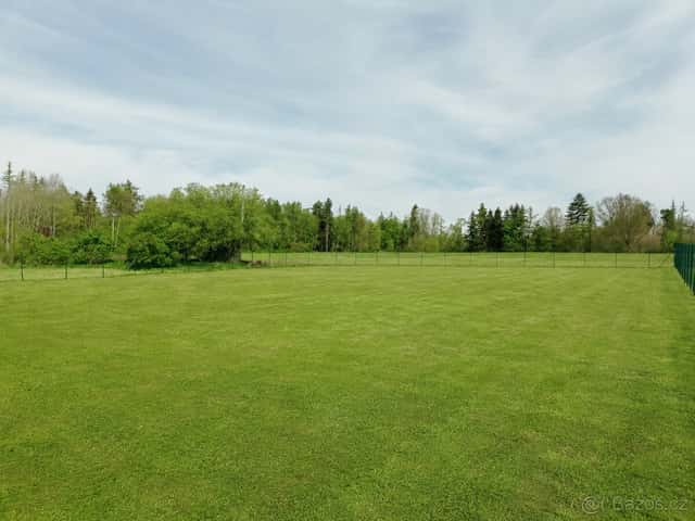 Prodám pozemek o výměře 1 300 m² pro RD, Praha 5
