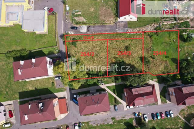 Prodej 1 pozemku k výstavbě RD každý o velikosti 700 m2, Vel, okres Ústí nad Labem
