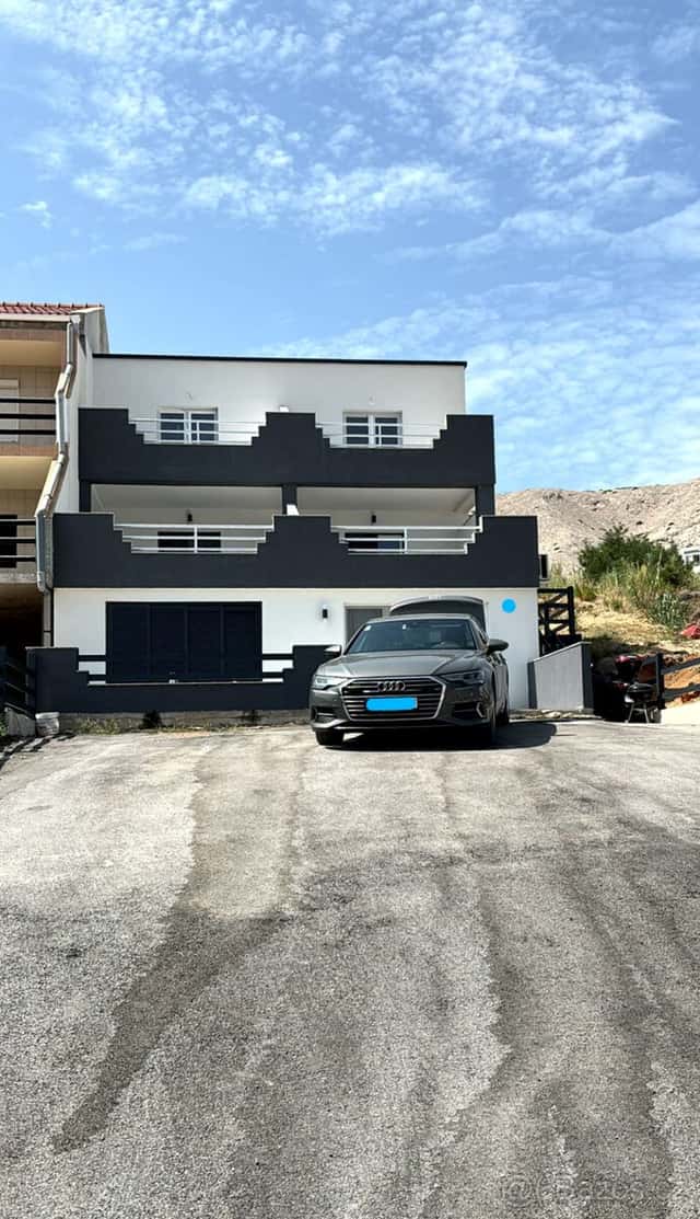 Apartmánový dům / Pag / Chorvatsko, okres Uherské Hradiště