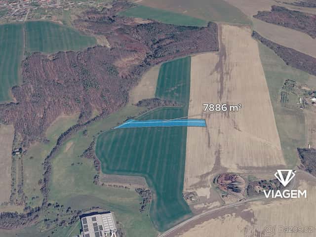 Pole 6 874 m², okres Zlín