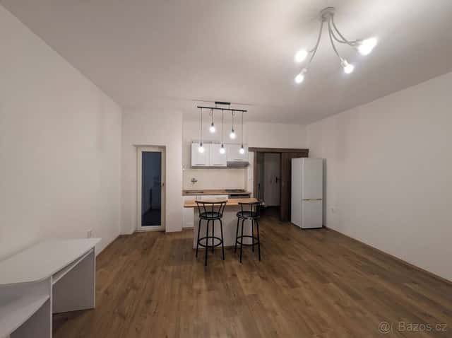 Prodej bytu 1+kk 33 m2, Vršovická, Praha - Vršovice, Praha 10