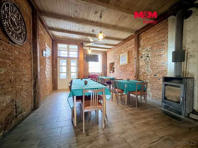 Prodej restaurace, stravování, 380 m², Ivančice, Brno venkov, okres Brno-venkov