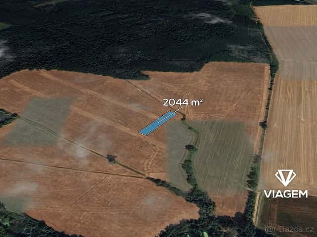 Pole 2 044 m², okres Uherské Hradiště