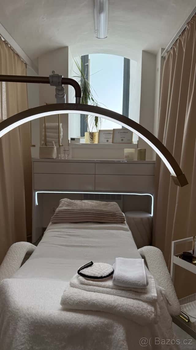 Pronájem lehátka v moderním salonu v centru BRNA🫶, okres Brno-město