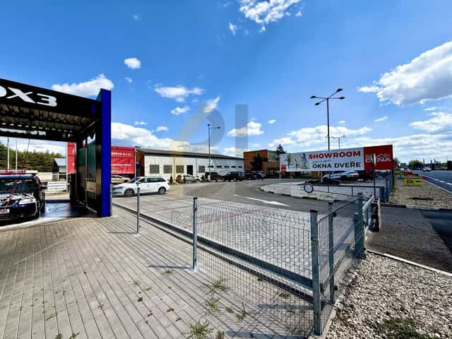 Pronájem venkovní obchodní a výstavní plochy – ul. Brněnská,, okres Hodonín
