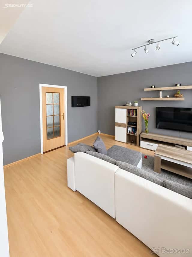 Prodej bytu 3+1 80 m² Jižní, Hodonín, okres Hodonín