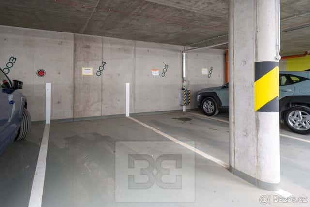 Pronájem bytu 2+kk 55 m², Praha - Radlice, ev.č. N09766, Praha 5