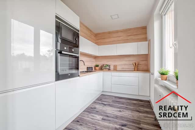 Prodej bytu 3+kk + balkón, 72 m2, ov. vl. ul. Bajkalská, Ost, okres Ostrava-město