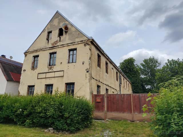 Prodej stavebního pozemku 1023 m2, okres Teplice